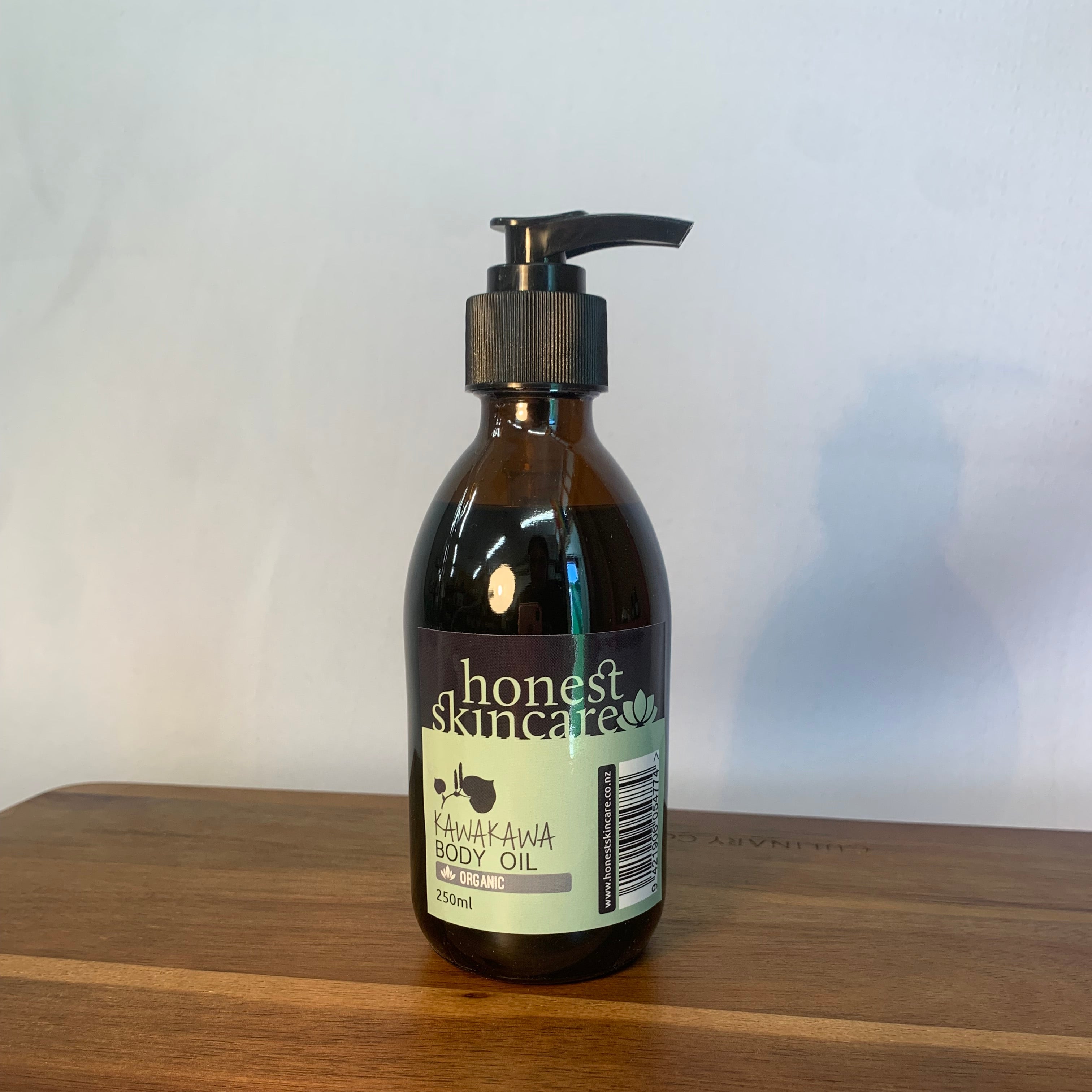 Kawakawa Infused Sweet Almond Oil 250ml